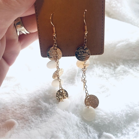 NWT Drop Earrings – Gold & White, 3" ✨ - Picture 4 of 9